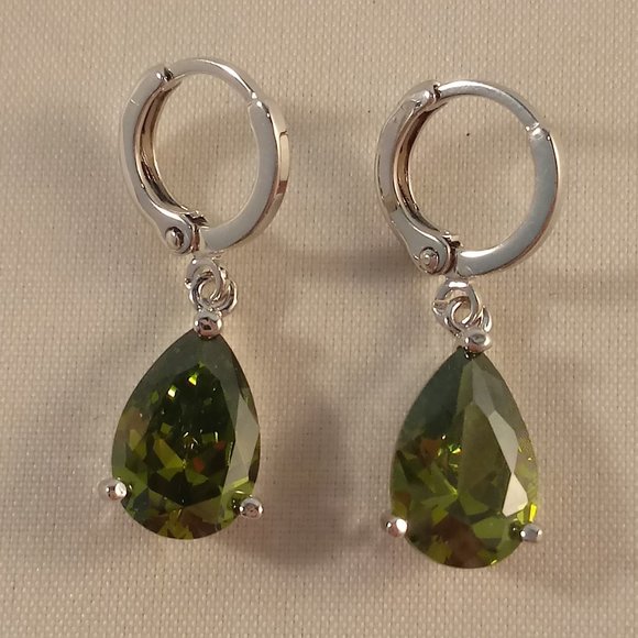18K White Gold Filled Peridot Olive Green Pear Diamond Zircon Dangle Earrings - Picture 4 of 7